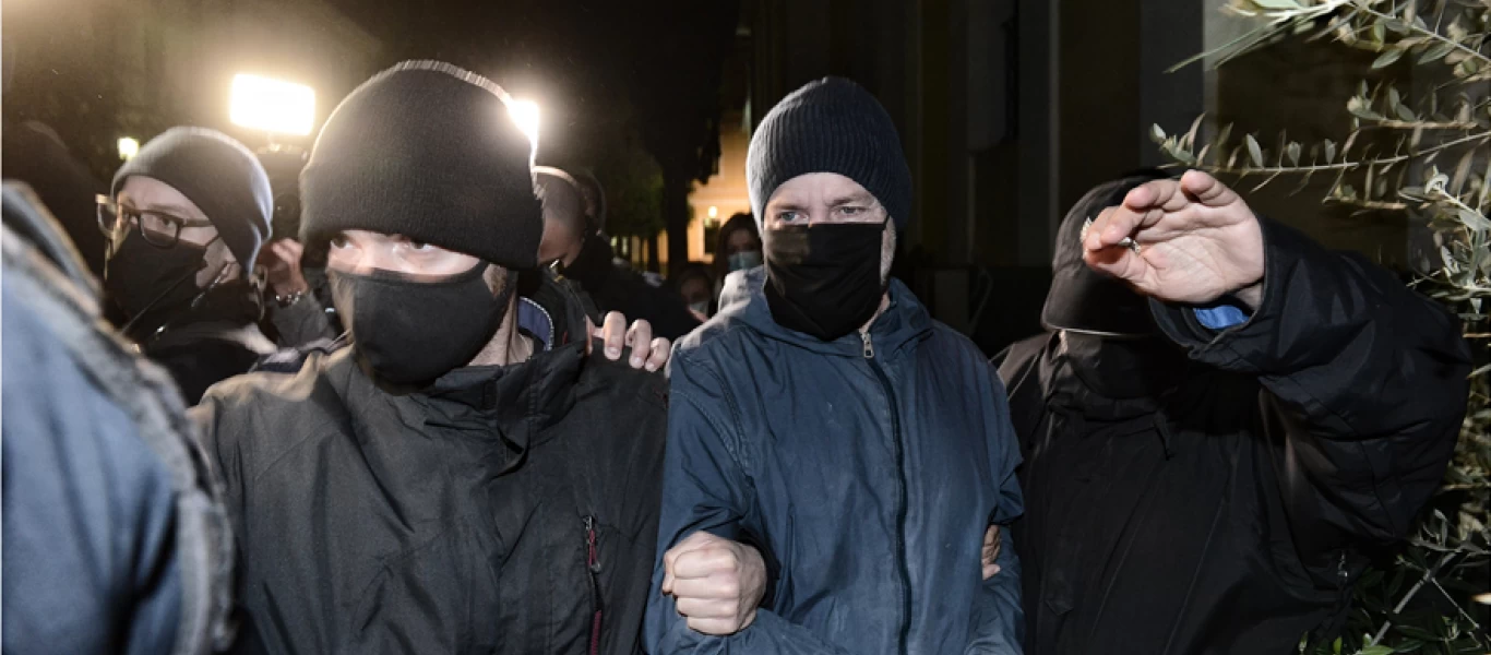 Στη φυλακή ο Δ.Λιγνάδης - Η 4ωρη απολογία και οι ισχυρισμοί που δεν έπεισαν ανακρίτρια και εισαγγελέα